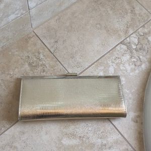 Gold clutch